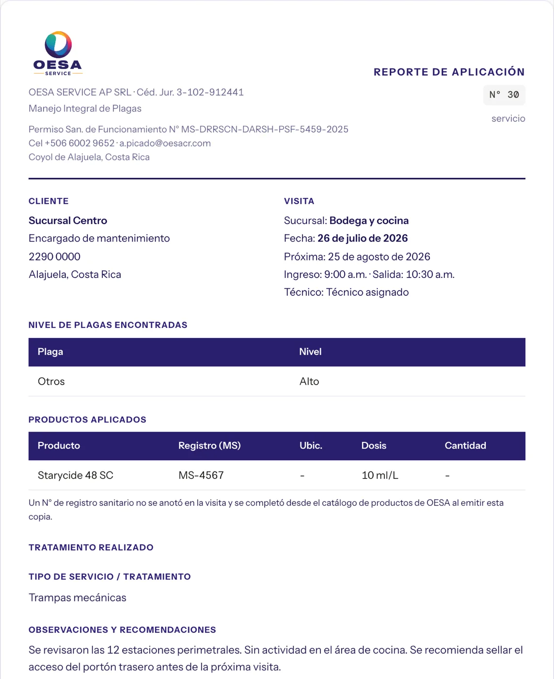 Acta de una visita en el sistema de OESA: encabezado con el permiso sanitario de funcionamiento, datos del cliente y de la visita, nivel de plagas encontradas y tabla de productos aplicados con su número de registro del Ministerio de Salud